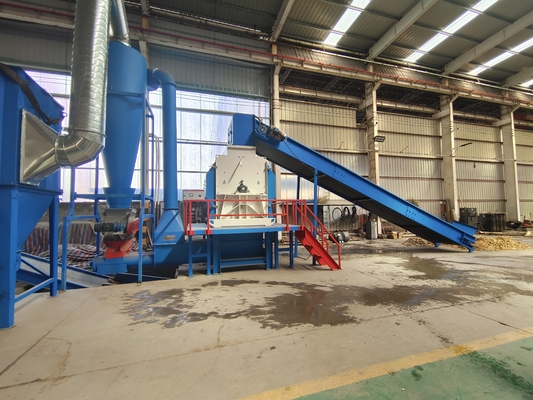 Water Drop Dust Removal Coconut Shell Crusher Wheat Shell Pulverizer for Mill Machine