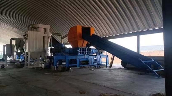 90KW Wood/ Metal/ Rubber/ Plastic/ Cardboard Shredder Machine with Chamber Box Knife Blade