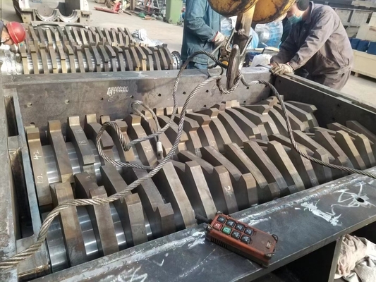 90KW Wood/ Metal/ Rubber/ Plastic/ Cardboard Shredder Machine with Chamber Box Knife Blade